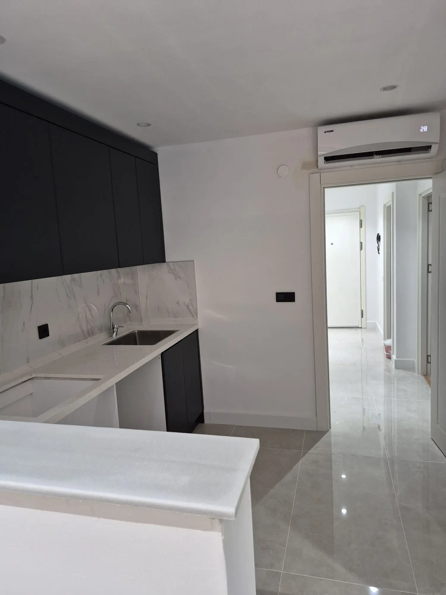 Fitted kitchen
